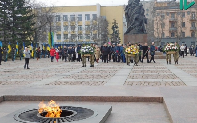 В Николаеве отмечают 74-ю годовщину освобождения города от фашистских захватчиков Фото № 1 В Николаеве отмечают 74-ю годовщину освобождения города от фашистских захватчиков Фото № 1