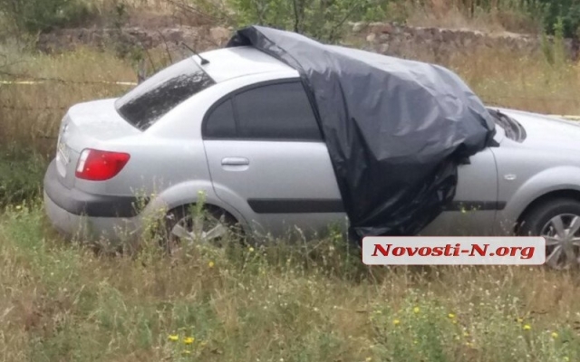 В Первомайске правоохранители обнаружили в автомобили водителя в огнестрельными ранениями Фото № 2 В Первомайске правоохранители обнаружили в автомобили водителя в огнестрельными ранениями Фото № 2
