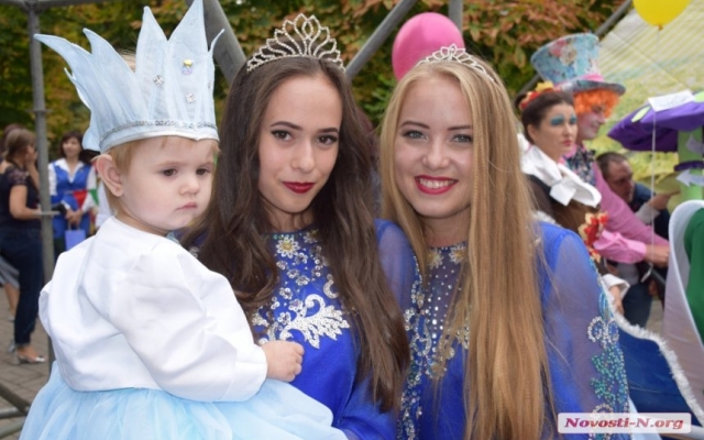 В Николаеве состоялся традиционный Парад карапузов Фото № 20 В Николаеве состоялся традиционный Парад карапузов Фото № 20