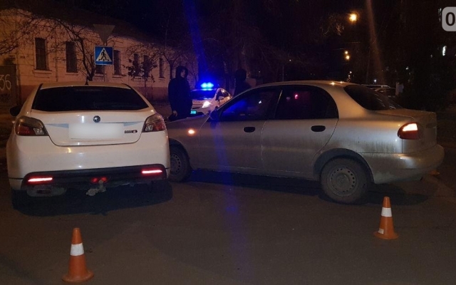 На Шнеерсона в результате аварии пострадал пассажир одного из автомобилей Фото № 5 На Шнеерсона в результате аварии пострадал пассажир одного из автомобилей Фото № 5