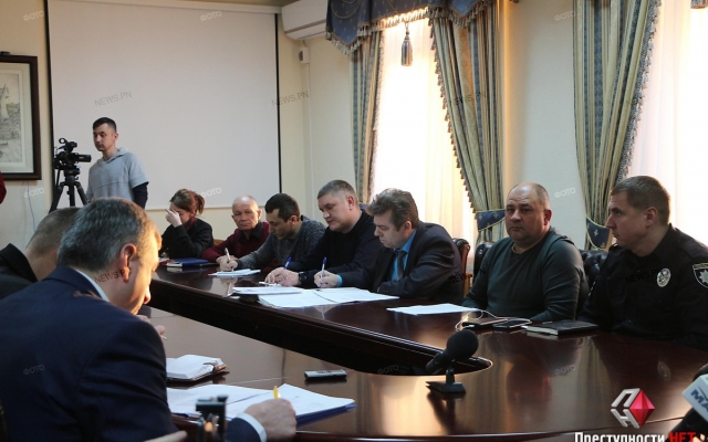В Николаеве решили официально закрыть Варваровский мост для большегрузного транспорта Фото № 1 В Николаеве решили официально закрыть Варваровский мост для большегрузного транспорта Фото № 1