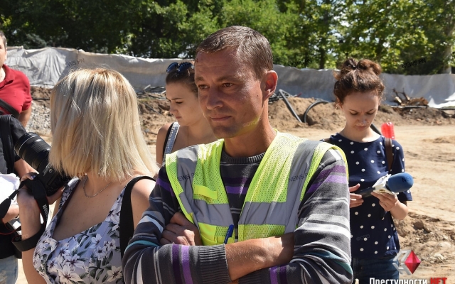 В Николаеве полным ходом идет реконструкция Соборной площади Фото № 9 В Николаеве полным ходом идет реконструкция Соборной площади Фото № 9