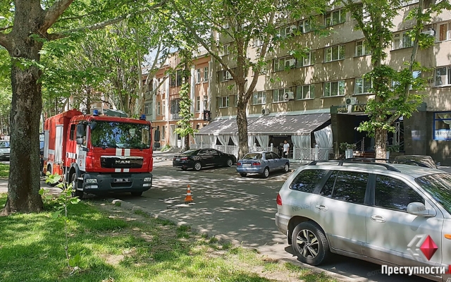 В Николаеве снова анонимный звонок о минировании гостиниц «Ингул» и «Николаев» Фото № 6 В Николаеве снова анонимный звонок о минировании гостиниц «Ингул» и «Николаев» Фото № 6