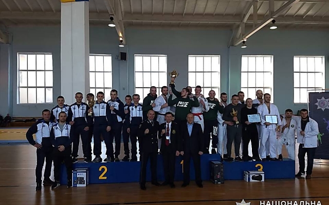Сборная николаевской полиции завоевала второе место на чемпионате по рукопашному бою Фото № 0 Сборная николаевской полиции завоевала второе место на чемпионате по рукопашному бою Фото № 0