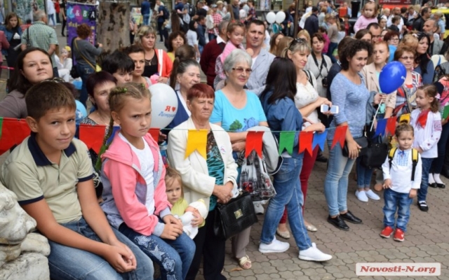 В Николаеве состоялся традиционный Парад карапузов Фото № 9 В Николаеве состоялся традиционный Парад карапузов Фото № 9