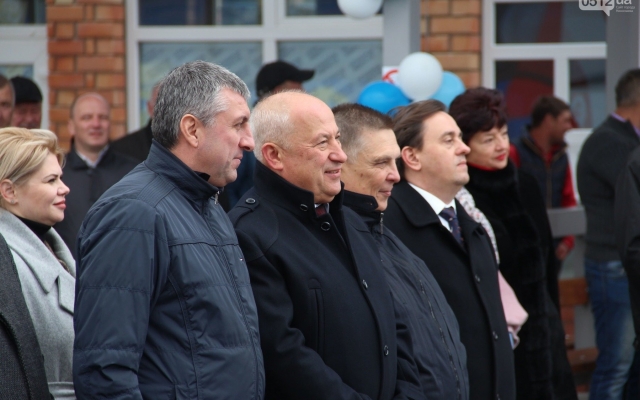 На новом автовокзале в Николаеве успешно заработали «наливайки» и круглосуточные лотереи Фото № 5 На новом автовокзале в Николаеве успешно заработали «наливайки» и круглосуточные лотереи Фото № 5