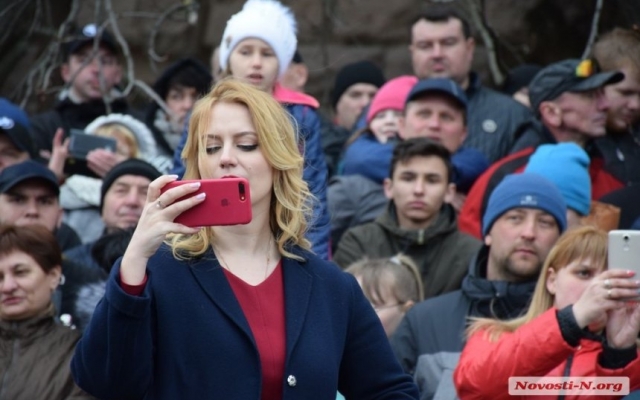 Губернатор Николаевской области Алексей Савченко на фестивале Muromets Fest вместе с богатырями потянул четыре фуры Фото № 8 Губернатор Николаевской области Алексей Савченко на фестивале Muromets Fest вместе с богатырями потянул четыре фуры Фото № 8