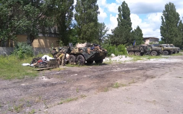 Из зоны ООС домой вернулись военнослужащие 79-й бригады отдельной десантно-штурмовой бригады Фото № 8 Из зоны ООС домой вернулись военнослужащие 79-й бригады отдельной десантно-штурмовой бригады Фото № 8