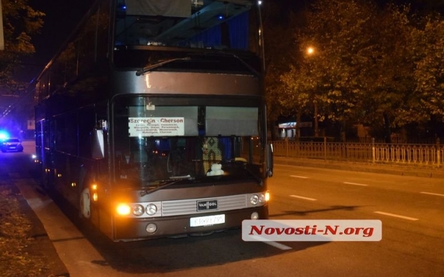 На Центральном проспекте столкнулись автомобиль м рейсовый автобус международного сообщения Фото № 4 На Центральном проспекте столкнулись автомобиль м рейсовый автобус международного сообщения Фото № 4