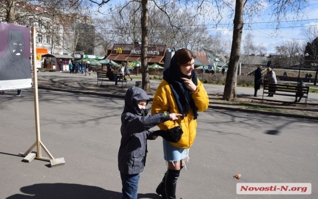На главной пешеходной улице Николаева проходит необычная выставка, посвященная Тарасу Шевченко Фото № 16 На главной пешеходной улице Николаева проходит необычная выставка, посвященная Тарасу Шевченко Фото № 16