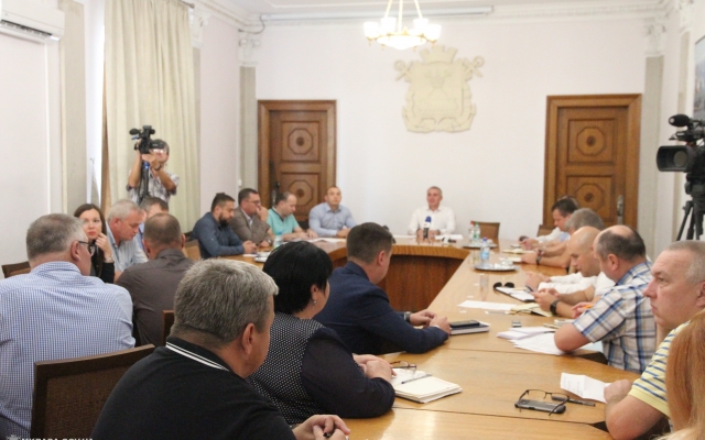 В Николаеве объявили тендер на приобретение современного медицинского прибора - ангиографа Фото № 1 В Николаеве объявили тендер на приобретение современного медицинского прибора - ангиографа Фото № 1