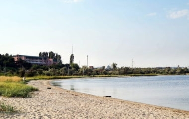 В речной воде у маяка в Корабельном районе содержание кишечной палочки — выше нормы в 140 раз Фото № 0 В речной воде у маяка в Корабельном районе содержание кишечной палочки — выше нормы в 140 раз Фото № 0