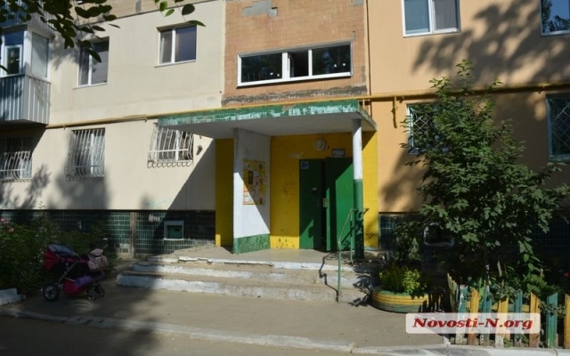 На Космонавтов обнаружена пожилая хозяйка квартиры с проломленной головой Фото № 1 На Космонавтов обнаружена пожилая хозяйка квартиры с проломленной головой Фото № 1