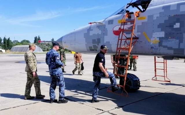 В Николаеве на аэродроме «Кульбакино» завершилась авиационная часть учений «Sea Breeze-2019» Фото № 0 В Николаеве на аэродроме «Кульбакино» завершилась авиационная часть учений «Sea Breeze-2019» Фото № 0