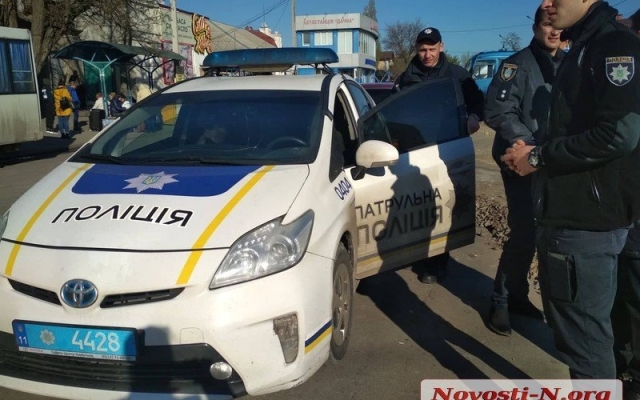 На Чкалова во время проведения земляных работ у жилого дома нашли снаряд Фото № 6 На Чкалова во время проведения земляных работ у жилого дома нашли снаряд Фото № 6