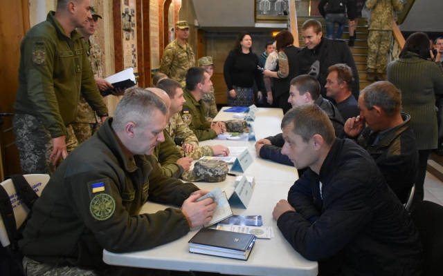 Николаевская область заняла первое место в Украине по привлечению незанятого населения на службу по контракту Фото № 9 Николаевская область заняла первое место в Украине по привлечению незанятого населения на службу по контракту Фото № 9