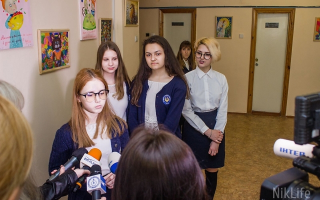 В Николаевской детской областной больнице появилась «Галерея хорошего настроения» Фото № 5 В Николаевской детской областной больнице появилась «Галерея хорошего настроения» Фото № 5