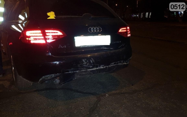 На Генерала Карпенко произошла авария с участием сына экс-начальника ГАИ и следователя ГУНП в Николаевской области Фото № 2 На Генерала Карпенко произошла авария с участием сына экс-начальника ГАИ и следователя ГУНП в Николаевской области Фото № 2