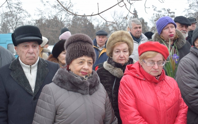 Жители Николаева почтили память жертв Холокоста Фото № 11 Жители Николаева почтили память жертв Холокоста Фото № 11