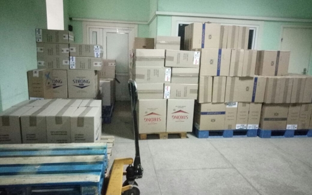 У предпринимателя обнаружили крупную партию игристых вин, которые он незаконно реализовывал через Интернет Фото № 0 У предпринимателя обнаружили крупную партию игристых вин, которые он незаконно реализовывал через Интернет Фото № 0