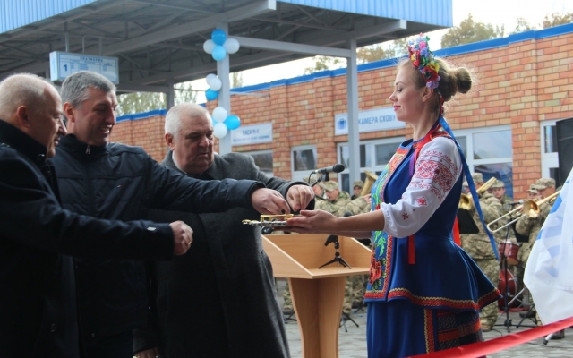 На новом автовокзале в Николаеве успешно заработали «наливайки» и круглосуточные лотереи Фото № 6 На новом автовокзале в Николаеве успешно заработали «наливайки» и круглосуточные лотереи Фото № 6
