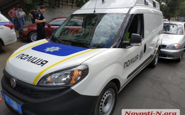 Конвойный автомобиль, попавший утром в ДТП, перевозил подсудимого Богомяткова Фото № 1 Конвойный автомобиль, попавший утром в ДТП, перевозил подсудимого Богомяткова Фото № 1