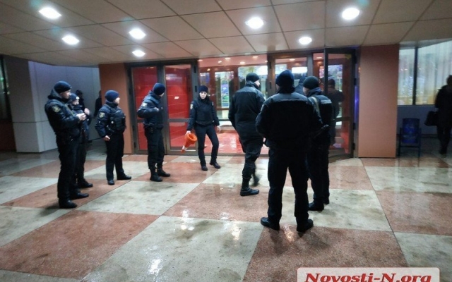 Алексей Савченко назначил служебное расследование в отношении директора областного дворца культуры Фото № 2 Алексей Савченко назначил служебное расследование в отношении директора областного дворца культуры Фото № 2