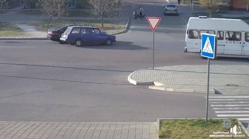 Правоохранители разыскивают свидетелей и виновника аварии, скрывшегося с места дорожного инцидента Фото № 0 Правоохранители разыскивают свидетелей и виновника аварии, скрывшегося с места дорожного инцидента Фото № 0