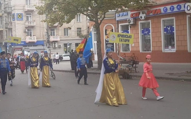 На Соборной прошел парад представителей всех национальностей, проживающих в Николаеве и области Фото № 7 На Соборной прошел парад представителей всех национальностей, проживающих в Николаеве и области Фото № 7