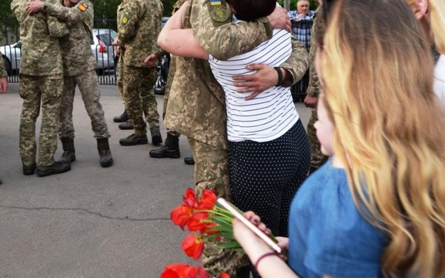 В Первомайске встречали Героев, служивших три года в зоне АТО Фото № 13 В Первомайске встречали Героев, служивших три года в зоне АТО Фото № 13
