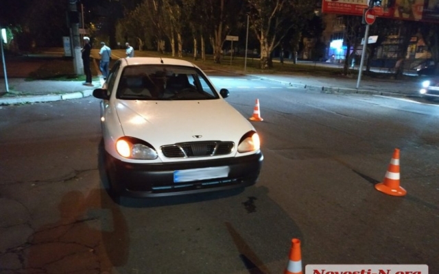 На Центральном проспекте под колеса автомобиля попал нетрезвый пешеход Фото № 0 На Центральном проспекте под колеса автомобиля попал нетрезвый пешеход Фото № 0
