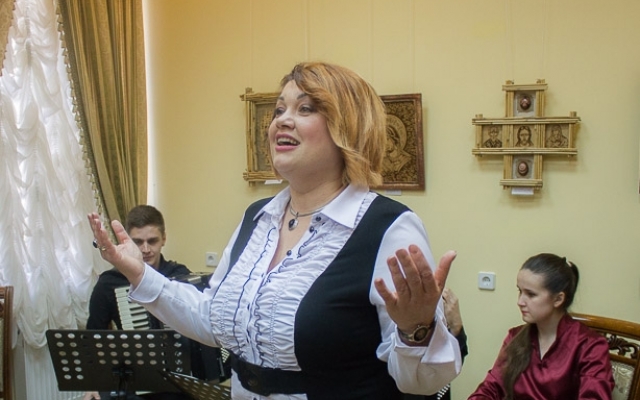 В краеведческом музее проходит персональная выставка Михаила Карабутова на пасхальную тему Фото № 9 В краеведческом музее проходит персональная выставка Михаила Карабутова на пасхальную тему Фото № 9