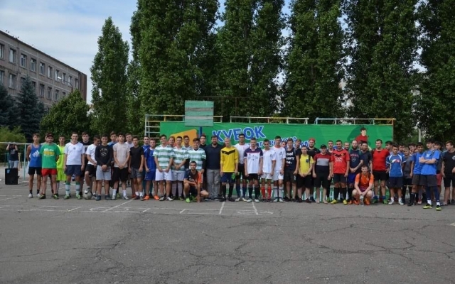 В Николаеве прошел масштабный турнир «Кубок Заводского района по уличному футболу» Фото № 3 В Николаеве прошел масштабный турнир «Кубок Заводского района по уличному футболу» Фото № 3