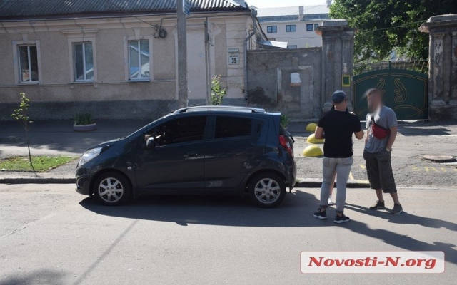 На Московской столкнулись Ford Kuga и Ravon Фото № 0 На Московской столкнулись Ford Kuga и Ravon Фото № 0
