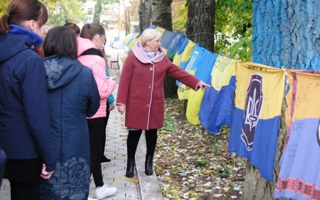 Всеукраинская акция «Велика українська хода» состоялась в Вознесенске Фото № 2 Всеукраинская акция «Велика українська хода» состоялась в Вознесенске Фото № 2