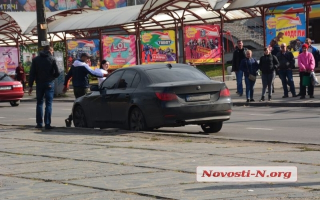В центре Николаева В центре Николаева