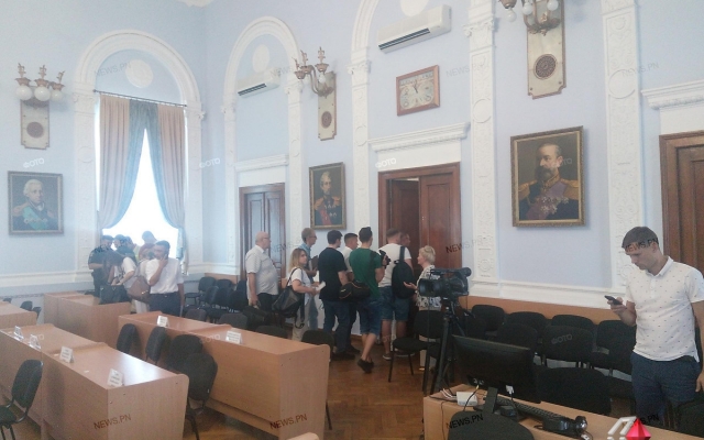 В Николаеве снова сообщили о минировании: в перечне мэрия, администрации районов, СБУ, полиция и детсад Фото № 1 В Николаеве снова сообщили о минировании: в перечне мэрия, администрации районов, СБУ, полиция и детсад Фото № 1