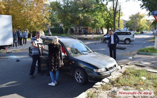 Пьяный водитель на автомобиле с еврономерами стал виновником аварии на Спасской, есть пострадавшие Фото № 5 Пьяный водитель на автомобиле с еврономерами стал виновником аварии на Спасской, есть пострадавшие Фото № 5