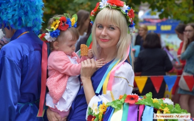 В Николаеве состоялся традиционный Парад карапузов Фото № 21 В Николаеве состоялся традиционный Парад карапузов Фото № 21