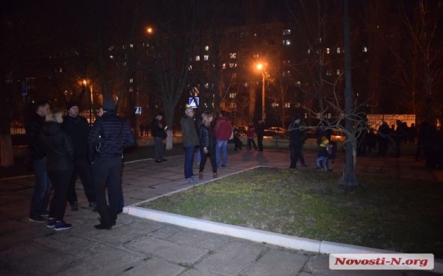 Управление патрульной полиции Николаева пикетируют активисты общественной организации «АвтоЕвроСила» Фото № 4 Управление патрульной полиции Николаева пикетируют активисты общественной организации «АвтоЕвроСила» Фото № 4