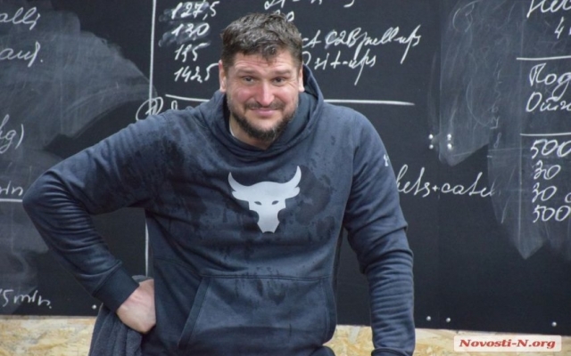 Губернатор Николаевской области Алексей Савченко провел тренировку с самым сильным человеком мира Фото № 15 Губернатор Николаевской области Алексей Савченко провел тренировку с самым сильным человеком мира Фото № 15