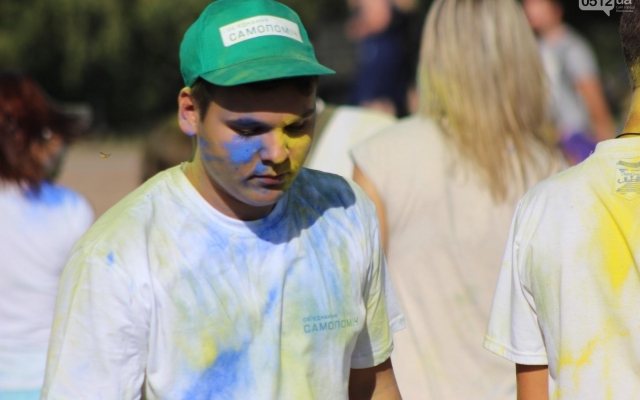 На Ингульском спуске состоялся мега красочный Holi Fest Фото № 15 На Ингульском спуске состоялся мега красочный Holi Fest Фото № 15