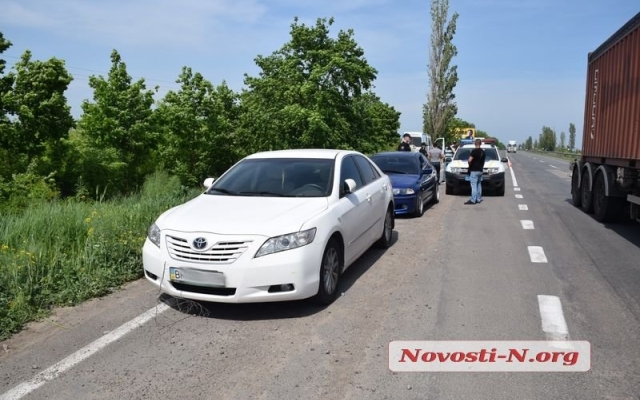 Бандиты из Одессы попытались взять под контроль весовой комплекс в Николаеве Фото № 7 Бандиты из Одессы попытались взять под контроль весовой комплекс в Николаеве Фото № 7