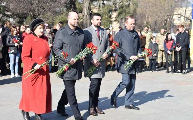 Жители Николаева почтили память Великого Кобзаря Фото № 12 Жители Николаева почтили память Великого Кобзаря Фото № 12