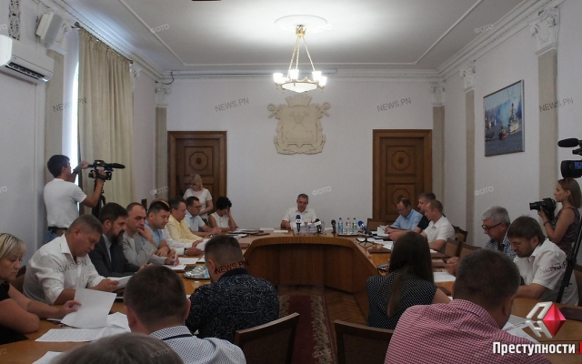 Из-за ремонта коллектора на улице Генерала Карпенко движение автобусов №91 продлили до Намыва Фото № 0 Из-за ремонта коллектора на улице Генерала Карпенко движение автобусов №91 продлили до Намыва Фото № 0