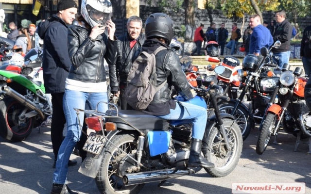 Николаевские байкеры провели традиционный осенний мотопробег Фото № 0 Николаевские байкеры провели традиционный осенний мотопробег Фото № 0