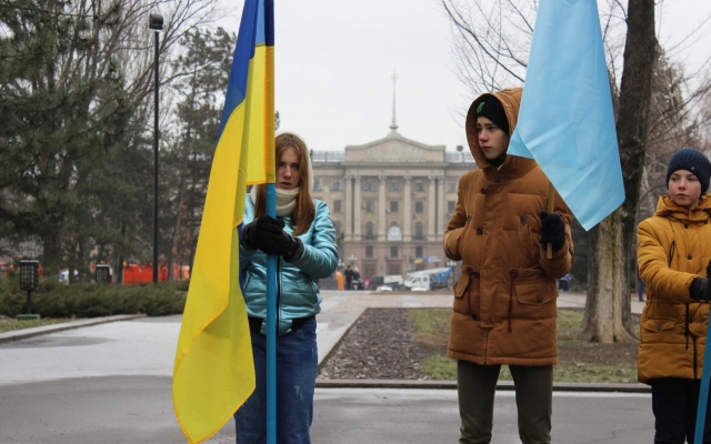 В Николаеве прошёл массовый митинг «Крым - это Украина» Фото № 16 В Николаеве прошёл массовый митинг «Крым - это Украина» Фото № 16