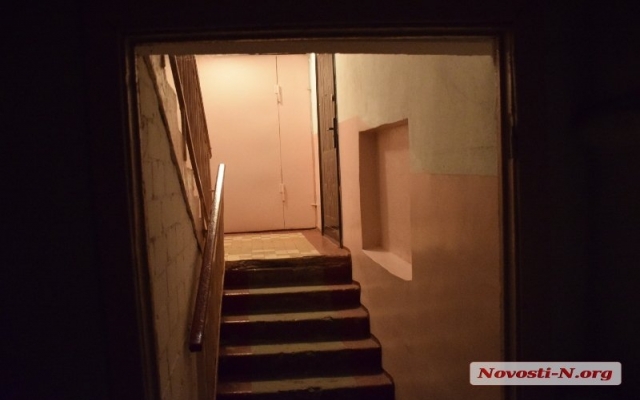 В одной из квартир жилого дома на Николаевской обнаружили полуразложившийся труп женщины Фото № 6 В одной из квартир жилого дома на Николаевской обнаружили полуразложившийся труп женщины Фото № 6