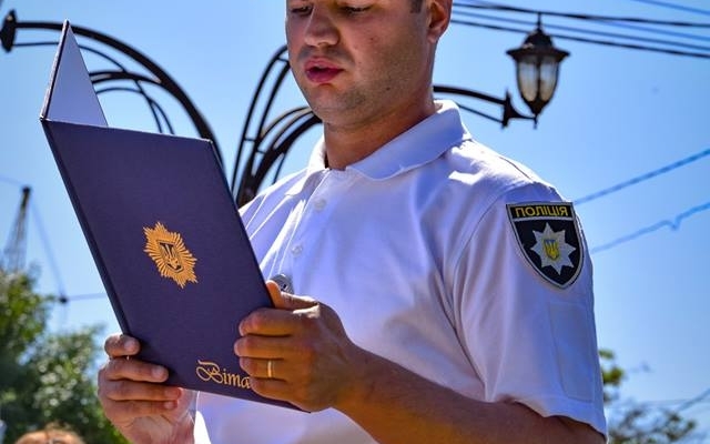 Возле Памятника Героям Небесной Сотни новоиспеченные полицейские присягнули на верность украинскому народу Фото № 20 Возле Памятника Героям Небесной Сотни новоиспеченные полицейские присягнули на верность украинскому народу Фото № 20