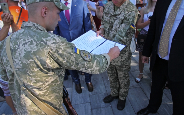 В Николаеве отмечают День Военно-Морских Сил Вооруженных Сил Украины Фото № 50 В Николаеве отмечают День Военно-Морских Сил Вооруженных Сил Украины Фото № 50